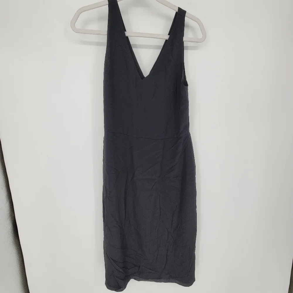 Babaton Aritzia black 100% silk midi classie dress size 4